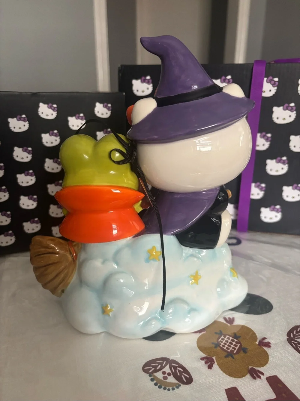 NEW Blue Sky Clayworks HELLO KITTY and Friends Halloween Witch With Keroppi